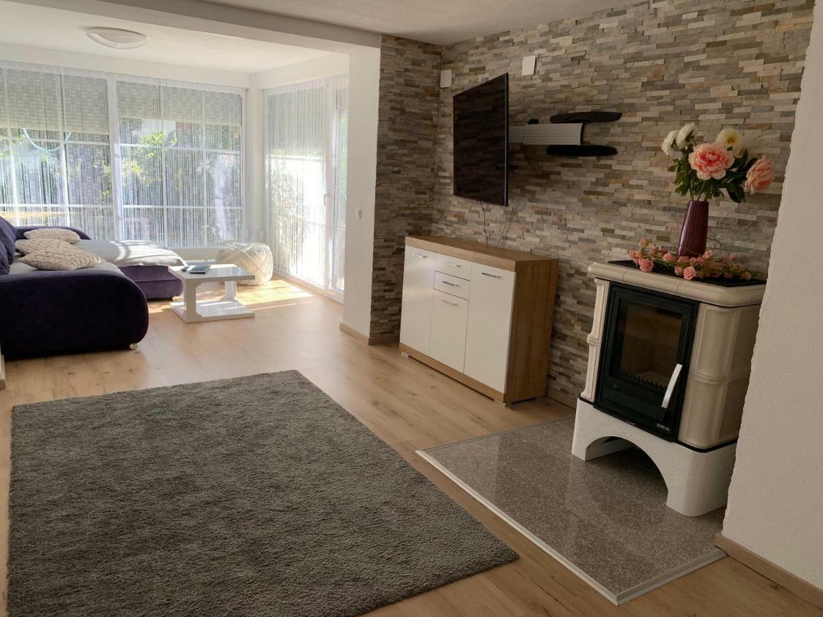 Terrassenwohnung In Estenfeld Bei Wuerzburg 外观 照片