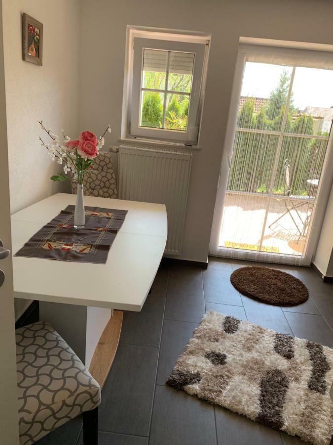 Terrassenwohnung In Estenfeld Bei Wuerzburg 外观 照片